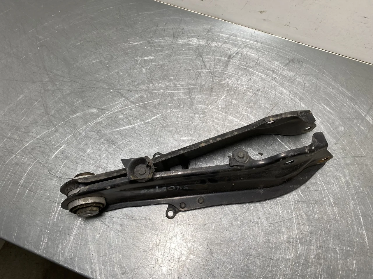 BMW I4 G26 2021-> Braț suspensie, stânga spate vedere 2