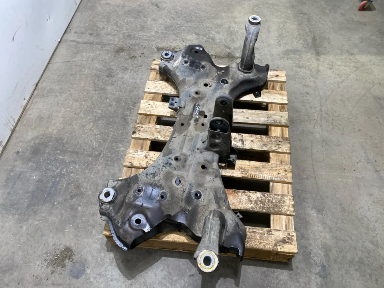 Hyundai KONA / ELECTRIC 2018-23 Front subframe view 3