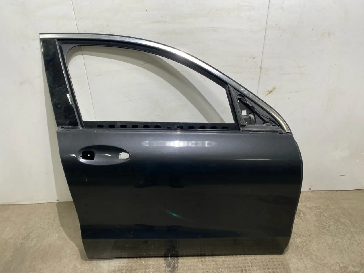 Mercedes EQC 2020- Ajtó, 4 ajtós, első, jobb