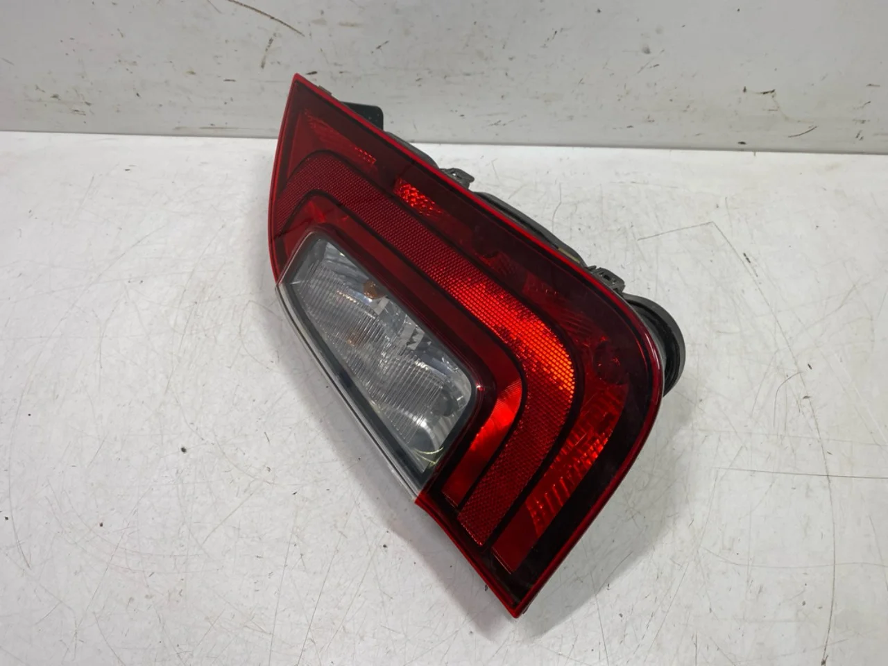Skoda CITIGO Lampă spate dreapta vedere 3