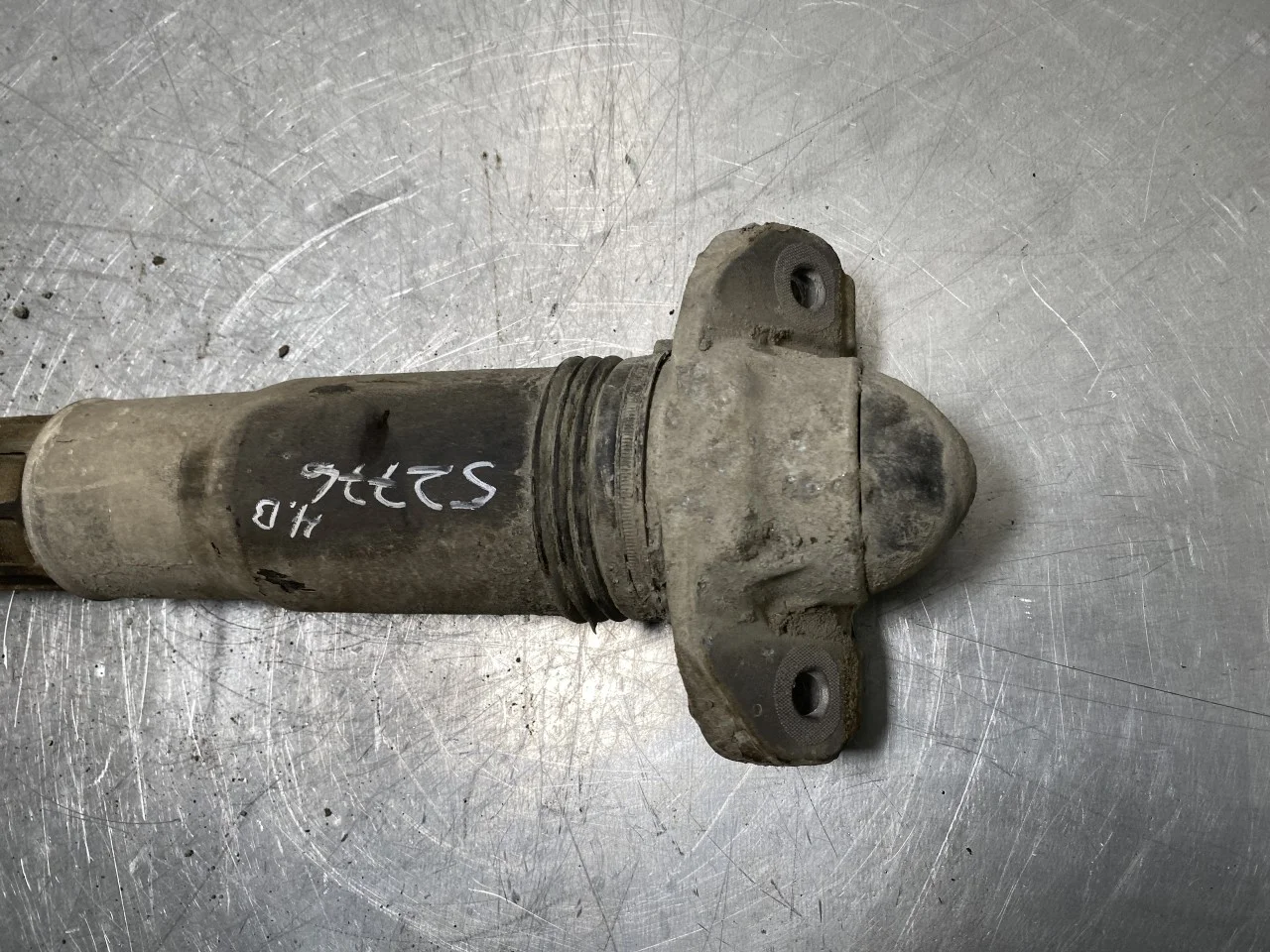 Volkswagen ID.4 2021- Shock absorber, rear view 2