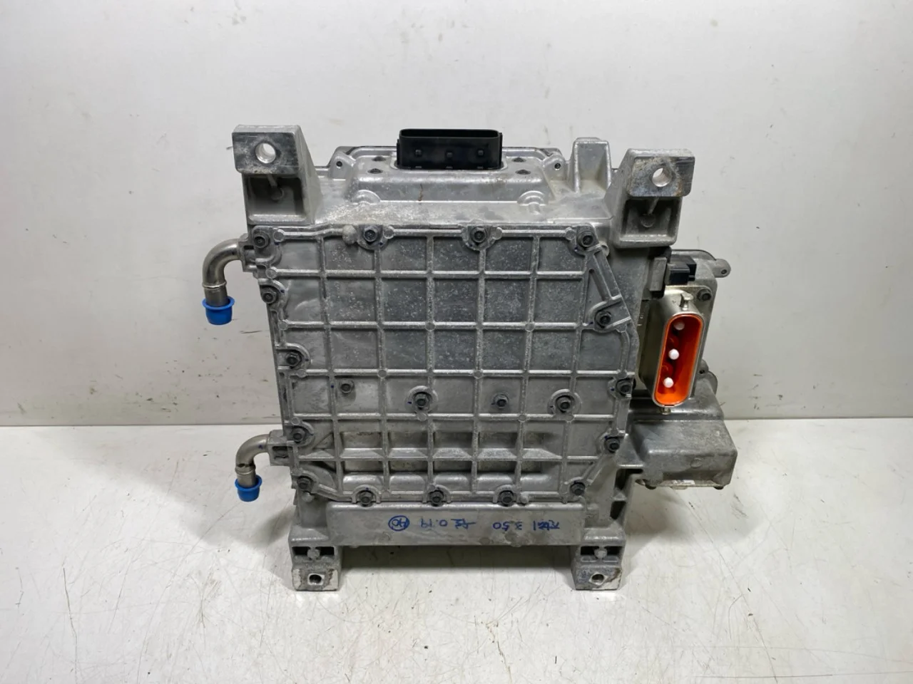 Kia SOUL 2009- Inverter, 12-220V nézet 4