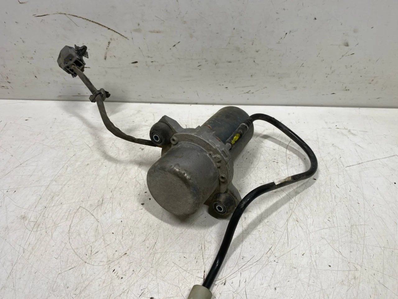 Renault KANGOO II 2015-21 Vacuum pump view 3