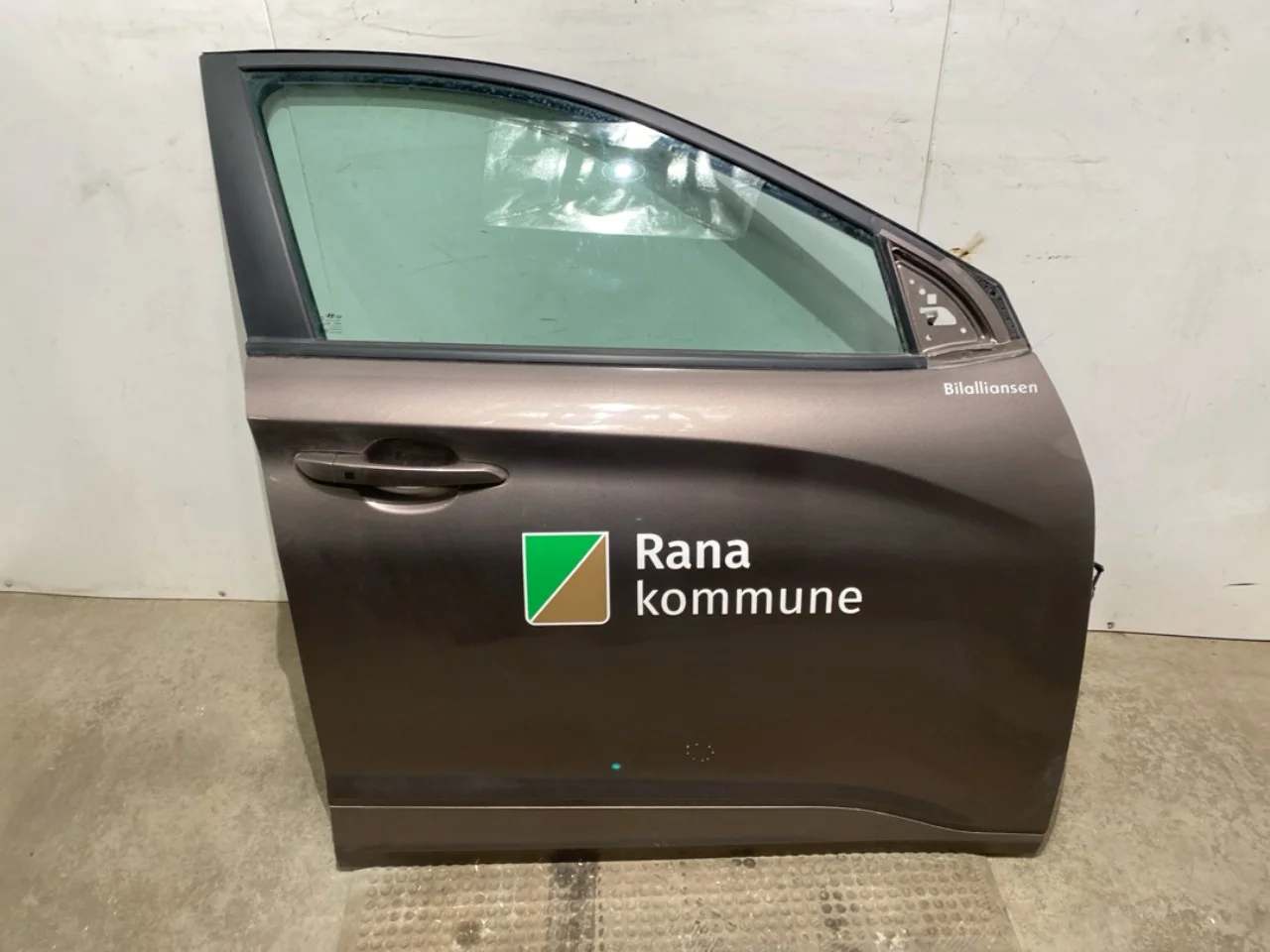 Hyundai KONA / ELECTRIC 2018-23 Ajtó, 4 ajtós, első, jobb