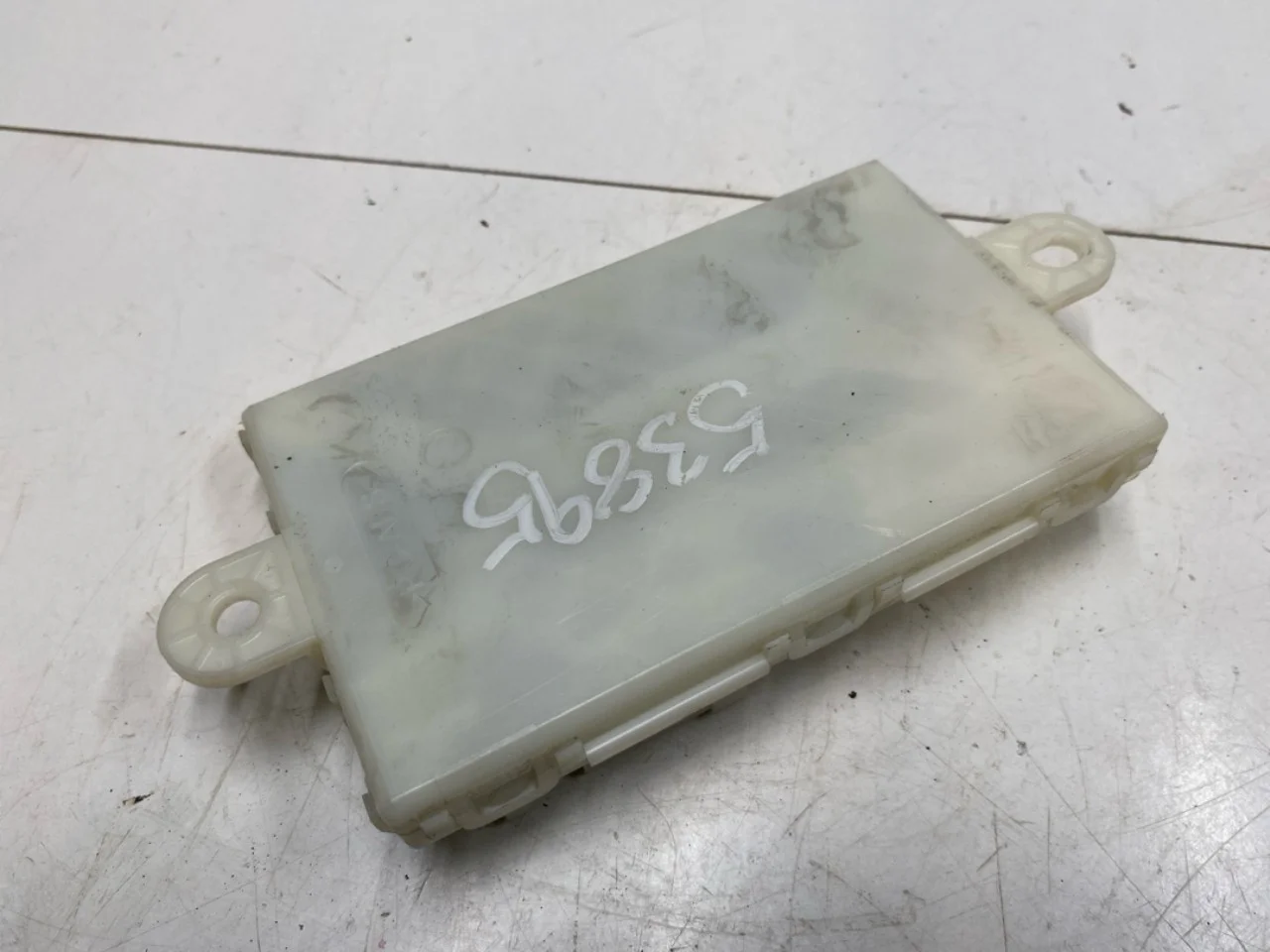 Mercedes B 180-200 W246/W242 2012-19 Vezérlőegység, kulcs nélküli rendszer nézet 2