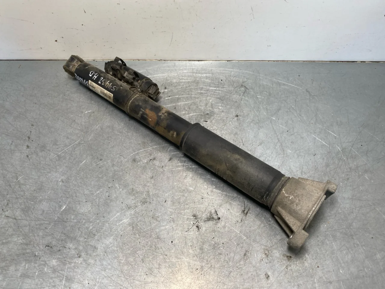 Mercedes EQS V297 2022- Shock absorber, rear view 2
