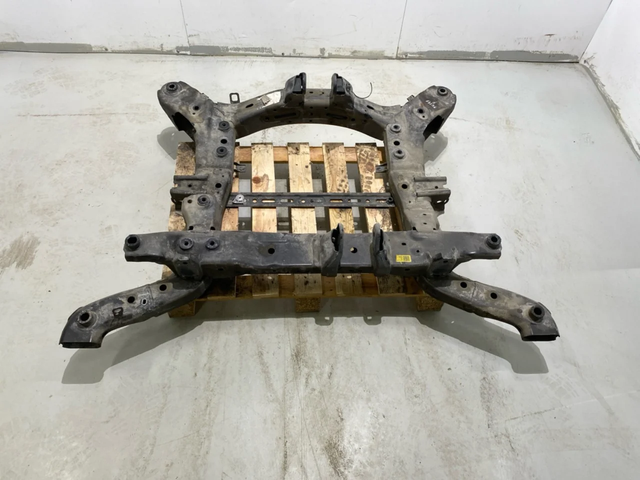 Kia EV6 2022- Front subframe