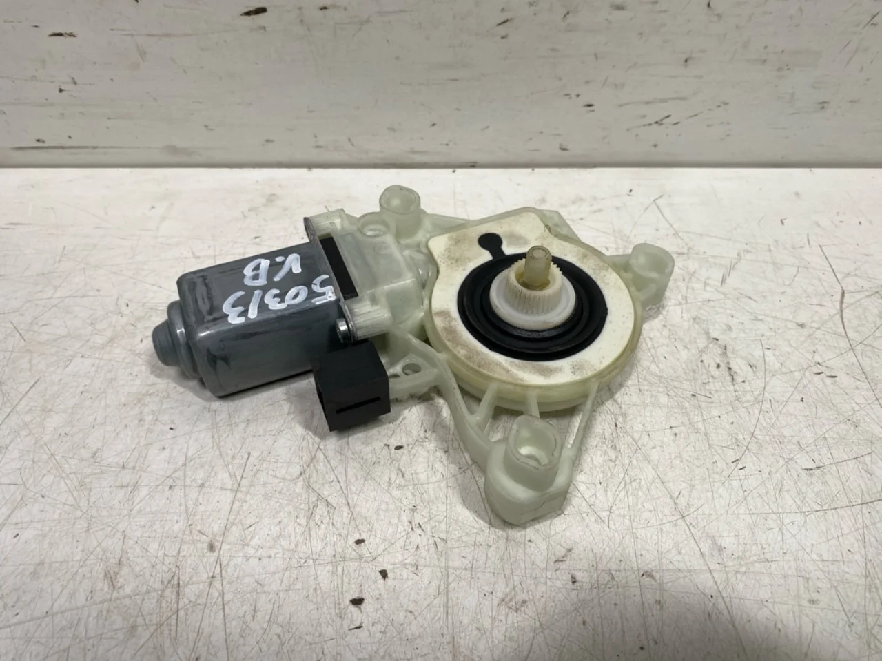 Volkswagen ID.4 2021- Ablakemelő motor