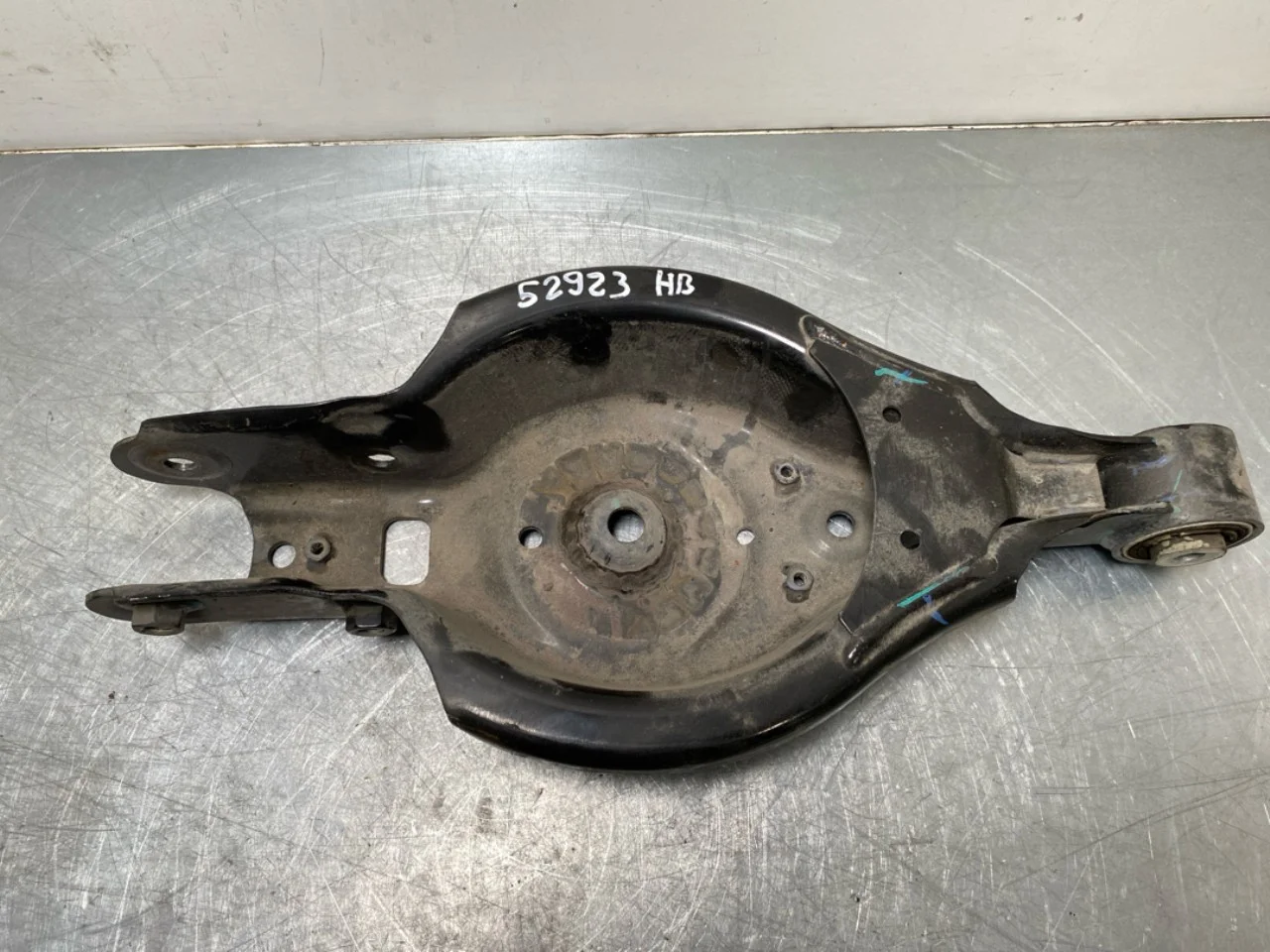 Volvo EX30 2024- Braț suspensie, dreapta spate