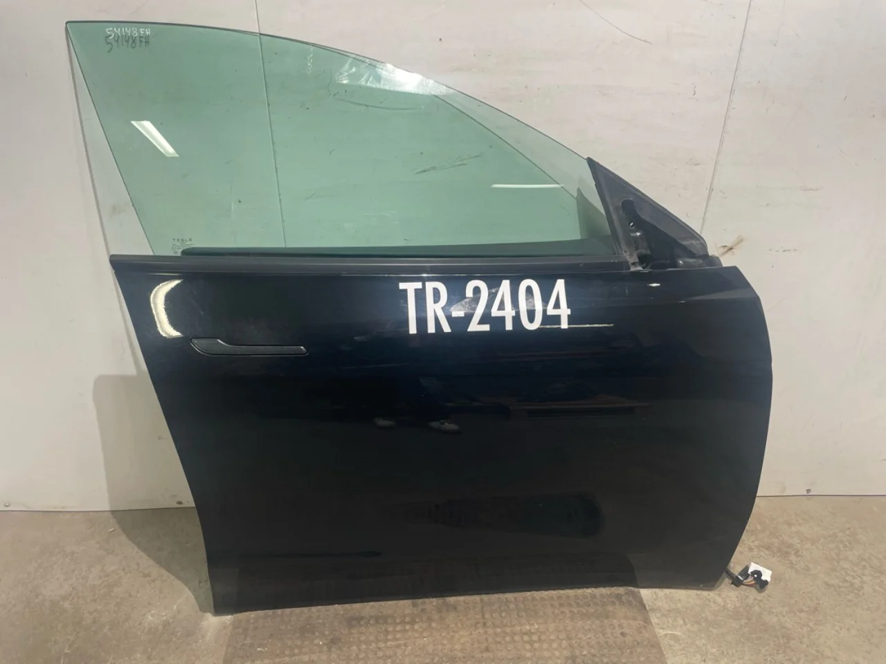 Tesla MODEL Y 2021- Ajtó, 4 ajtós, első, jobb
