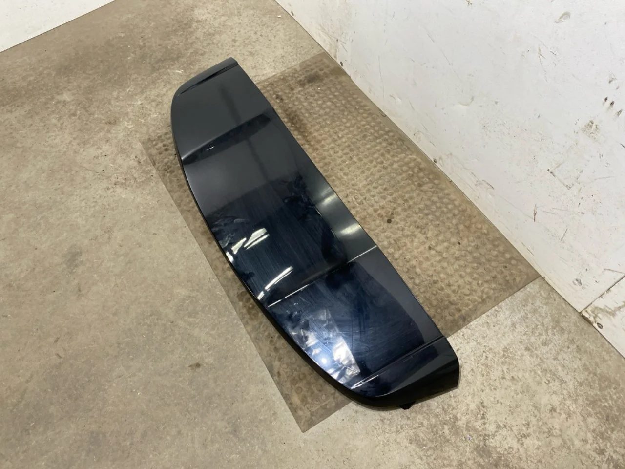 Peugeot 2008/E-2008 2020-> Spoiler, tailgate view 3