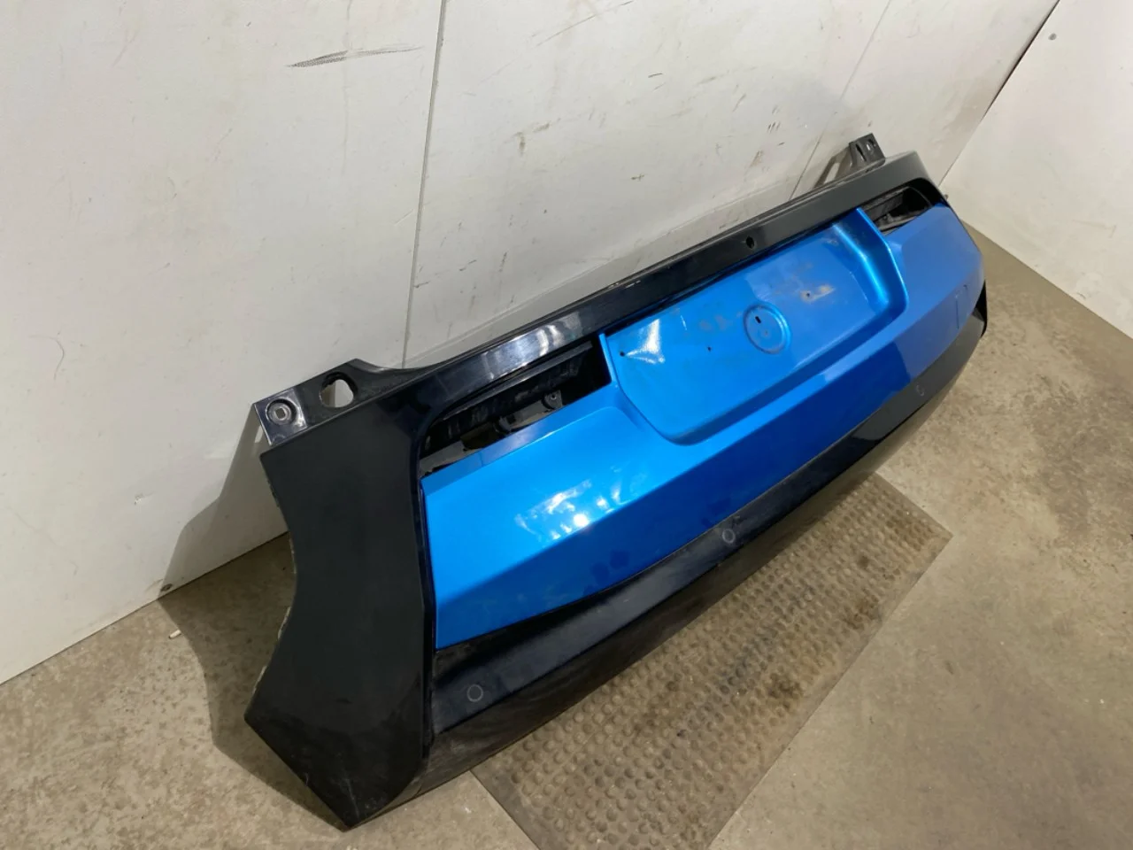 BMW I3 I01 2013-22 Rear bumper view 2