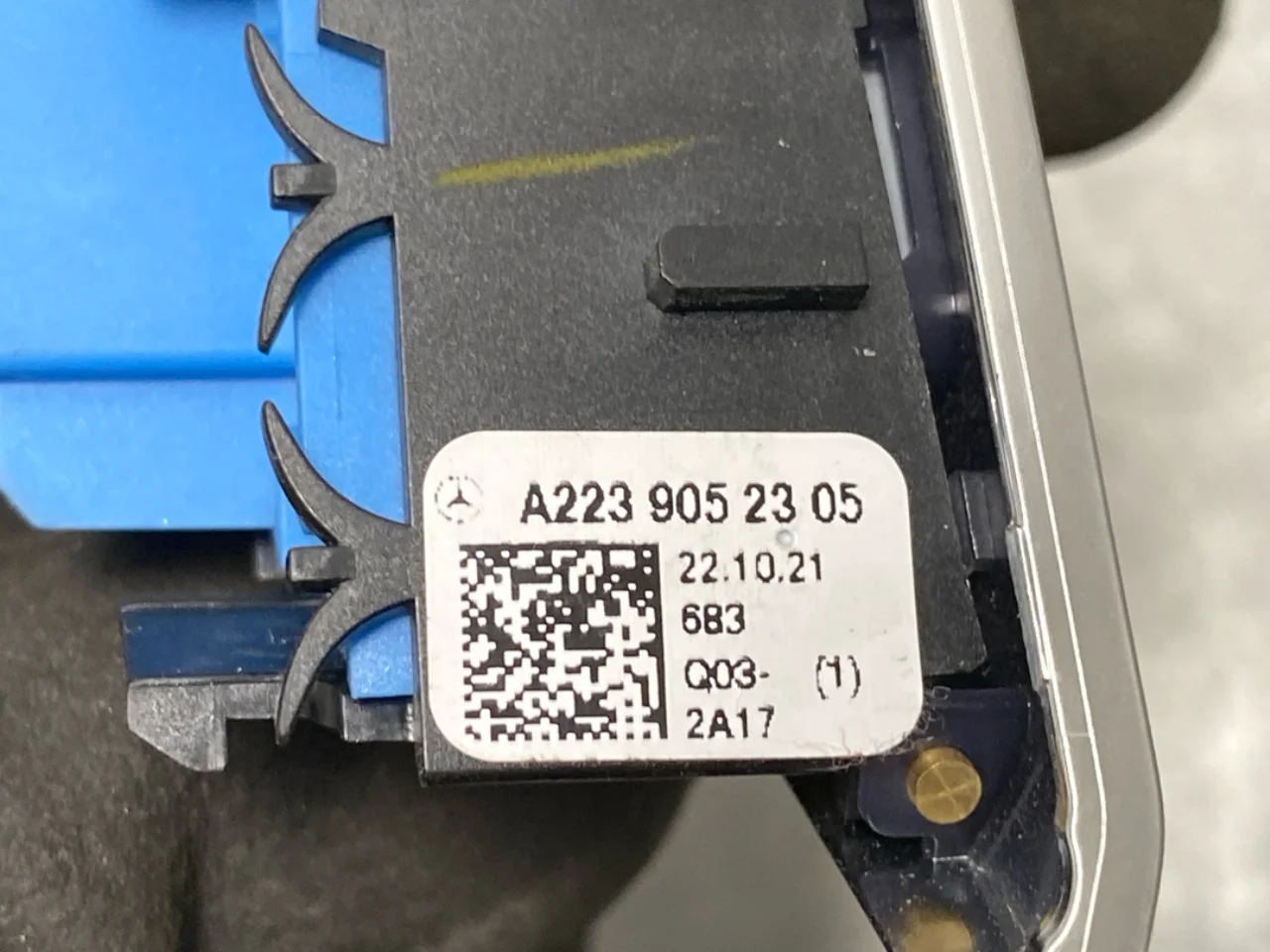 Mercedes EQS V297 2022- Egyéb kapcsolók nézet 3