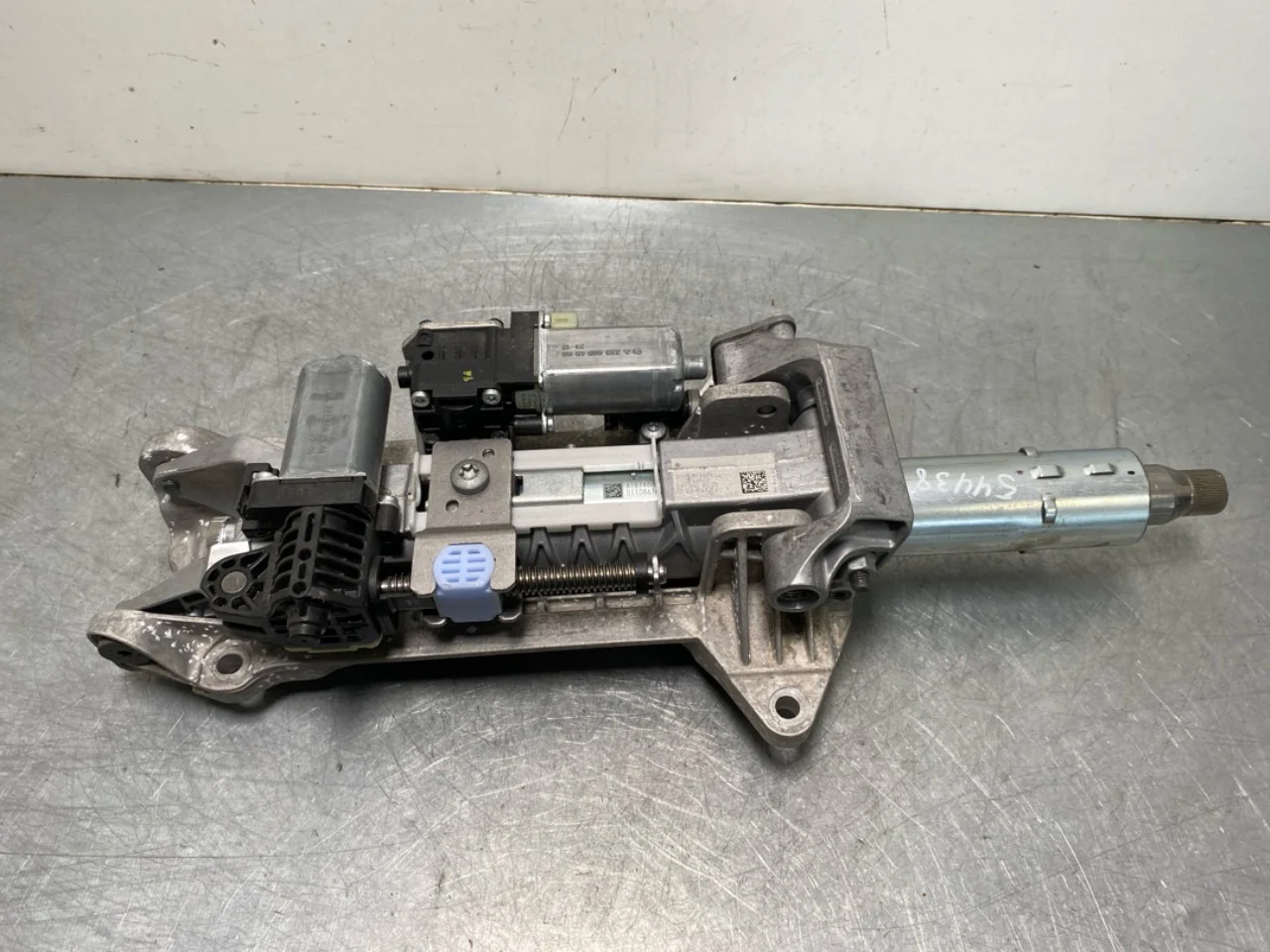 Mercedes EQS V297 2022- Kormányoszlop egység szervóval