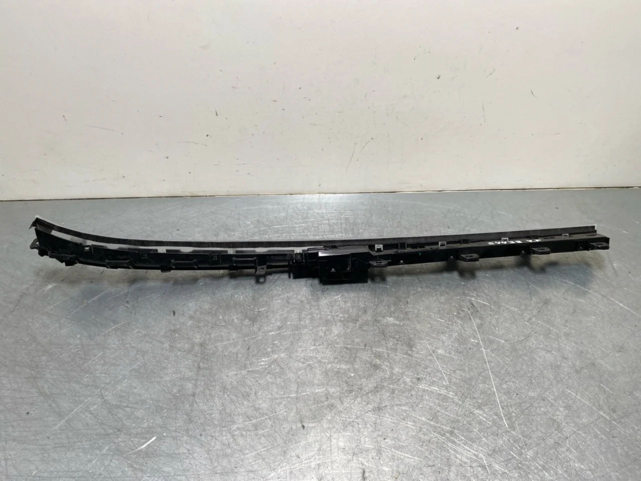 Mercedes EQS V297 2022- Trim molding, other view 2