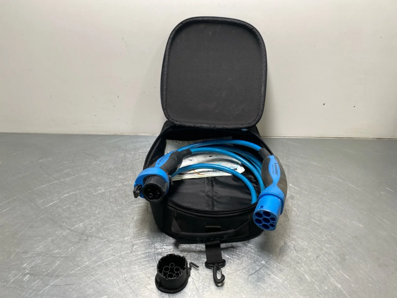 Nissan LEAF 2011-17 Battery charger