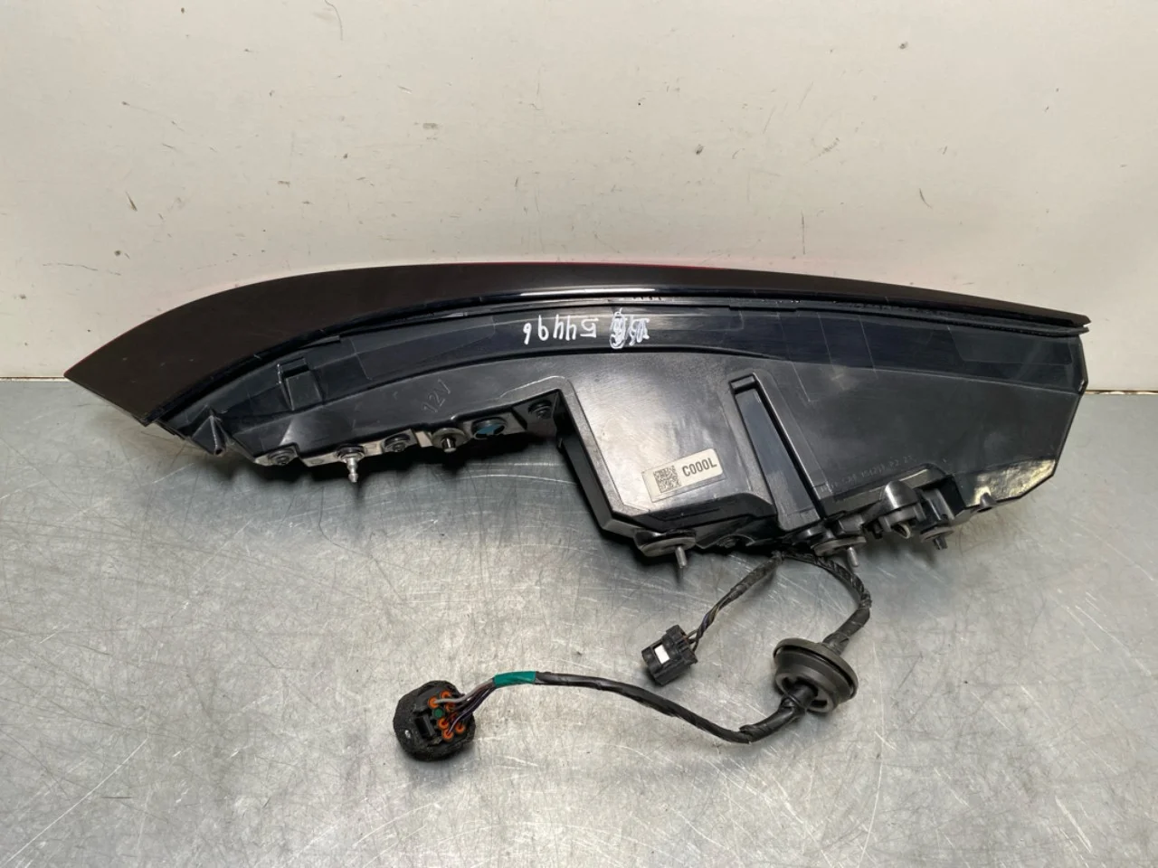 Kia EV6 2022- Lampă spate stânga vedere 2