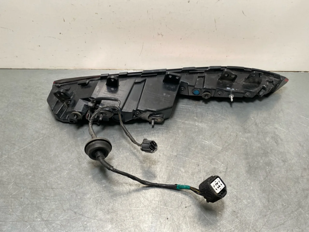 Kia EV6 2022- Lampă spate stânga vedere 3