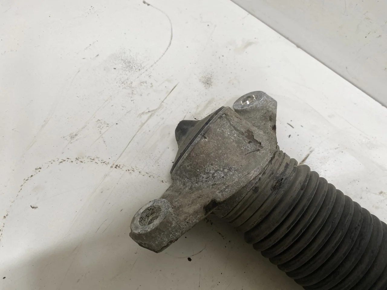 Hyundai IONIQ 5 NE 2022- Shock absorber, rear view 3