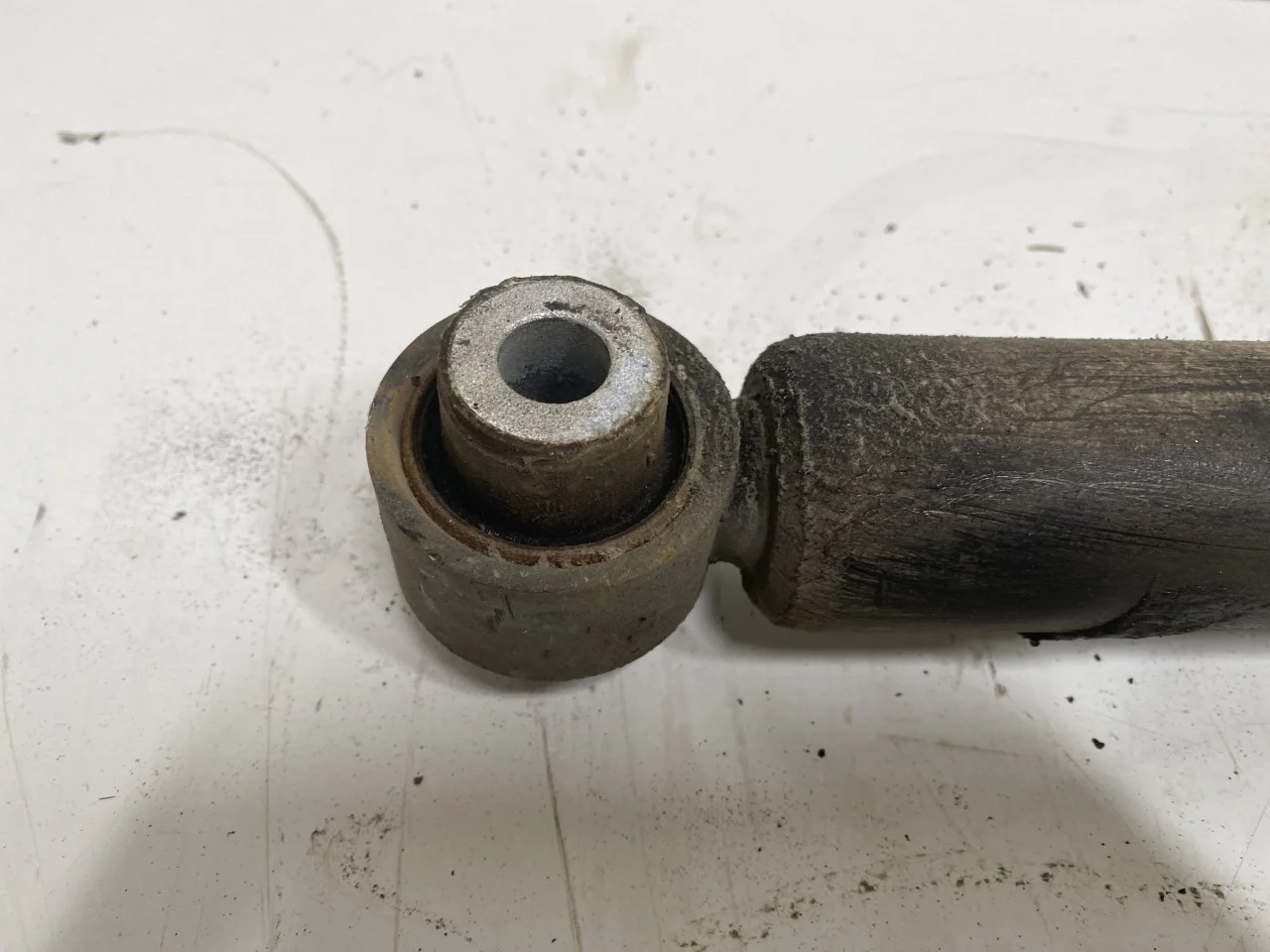 Hyundai IONIQ 5 NE 2022- Shock absorber, rear view 2