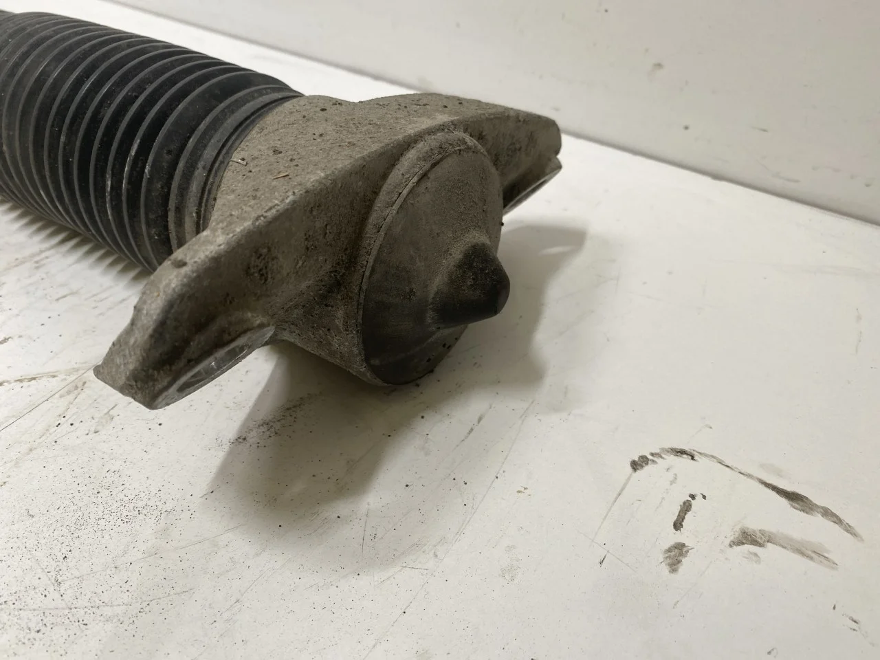 Hyundai IONIQ 5 NE 2022- Shock absorber, rear view 4