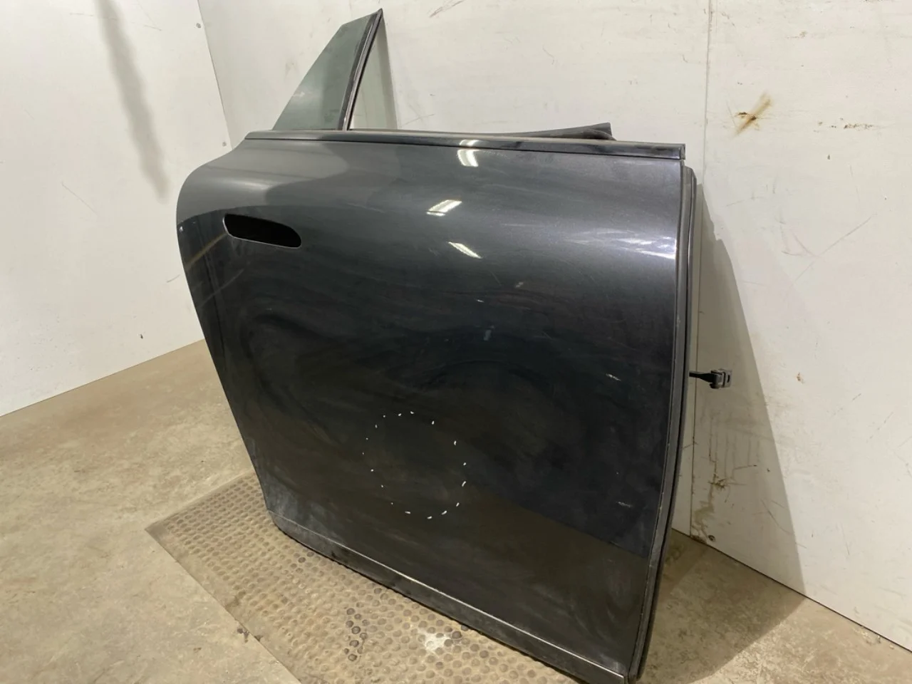 Mercedes EQS V297 2022- Ajtó, 4 ajtós, hátsó, jobb nézet 3