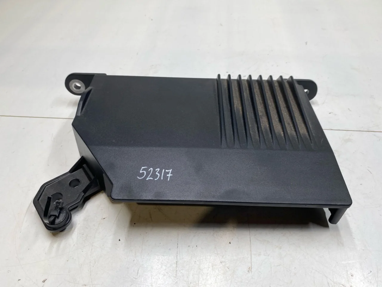 Polestar 2 2020- Radio / hi-fi amplifier