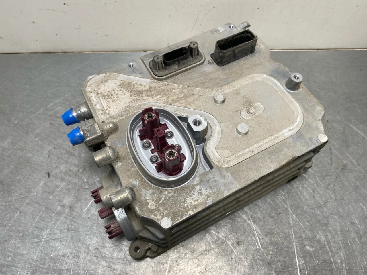 Mercedes EQS V297 2022- Invertor, 12-220V