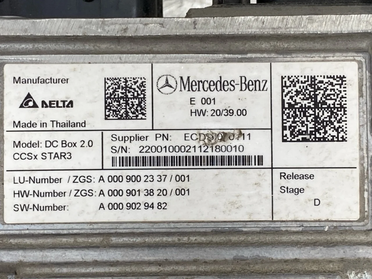 Mercedes EQS V297 2022- Invertor, 12-220V vedere 4