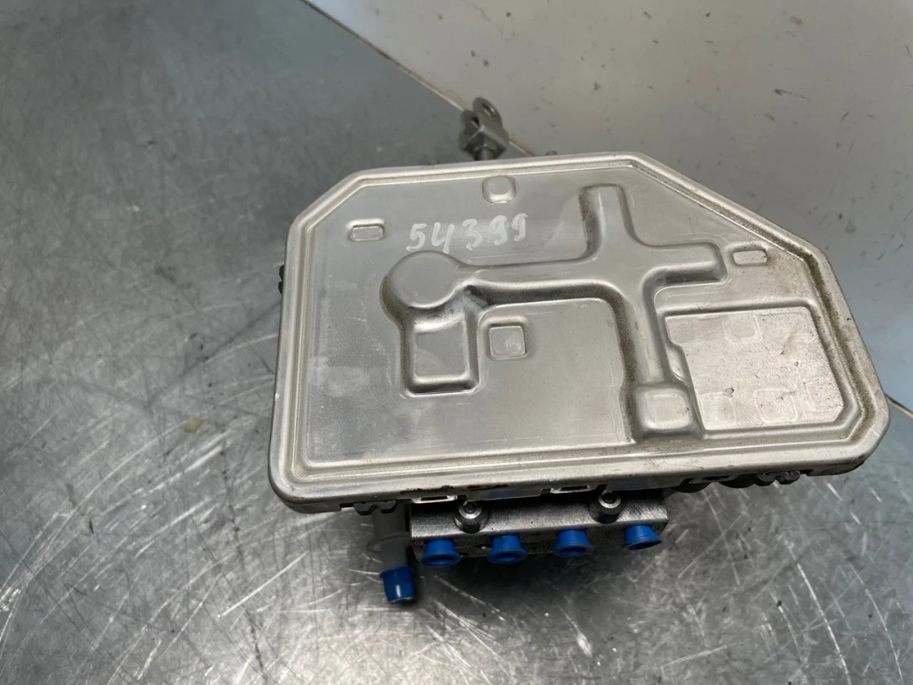 Kia EV6 2022- Brake booster view 3