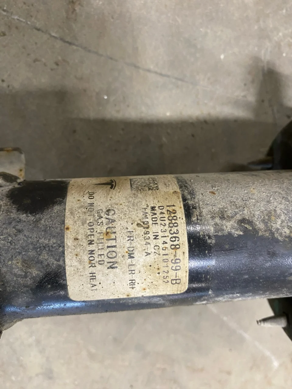 Tesla MODEL Y 2021- Amortizor tip McPherson, față dreapta