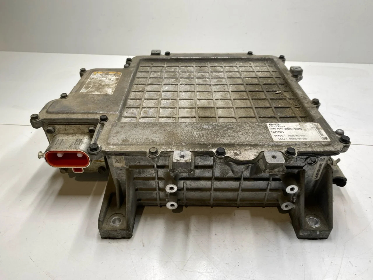 Kia SOUL 2009- Inverter, 12-220V nézet 2