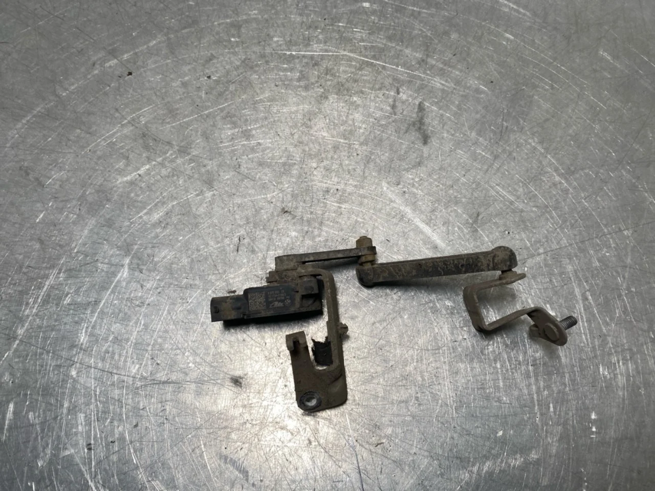 BMW I3 I01 2013-22 Level control / air suspension sensor