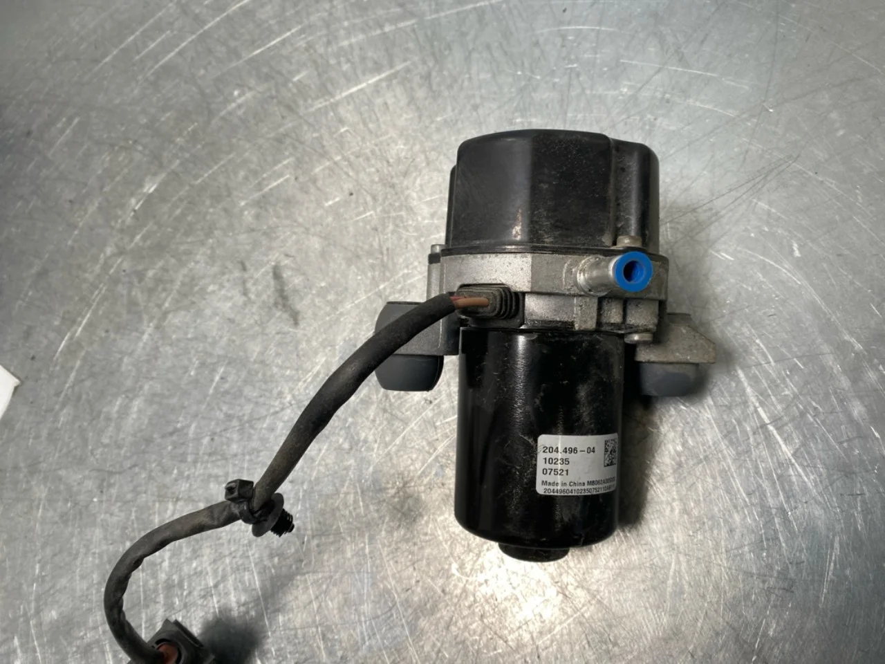Mercedes EQA H243 2021- Pompă de vacuum vedere 3