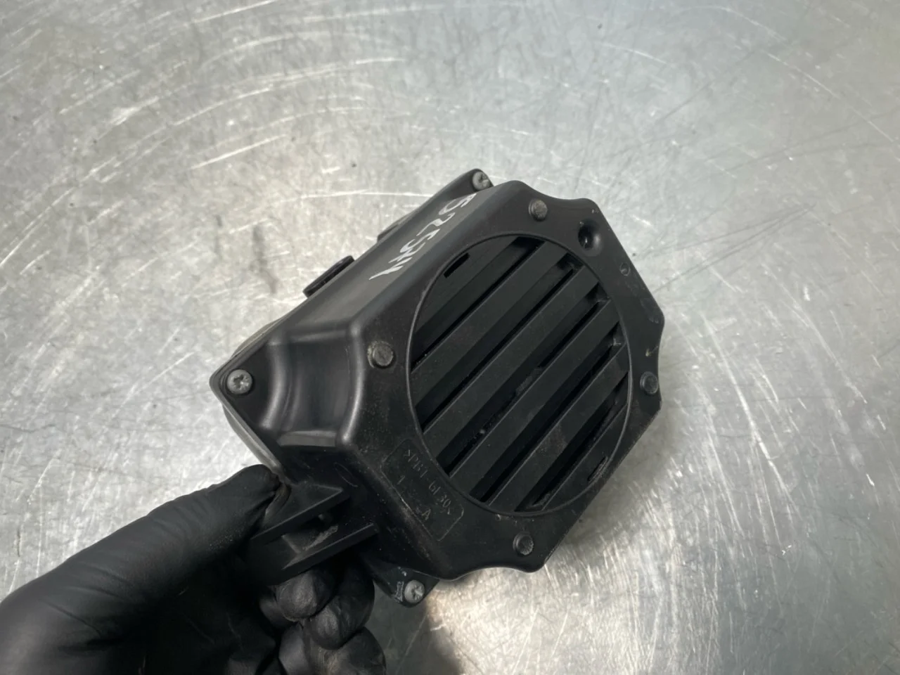 Peugeot 2008/E-2008 2020-> Difuzor sunet motor vedere 3