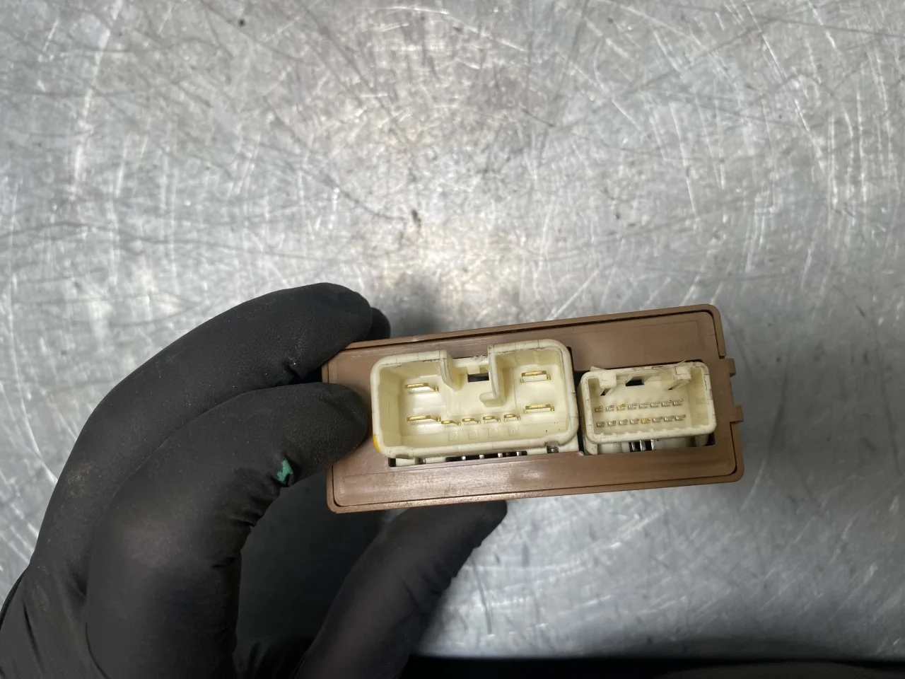 Nissan LEAF 2011-17 Control unit, other view 3