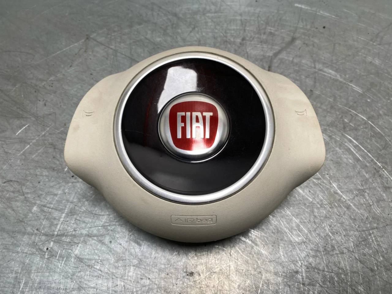 Fiat 500 2007->>24 Légzsák, kormánypárna