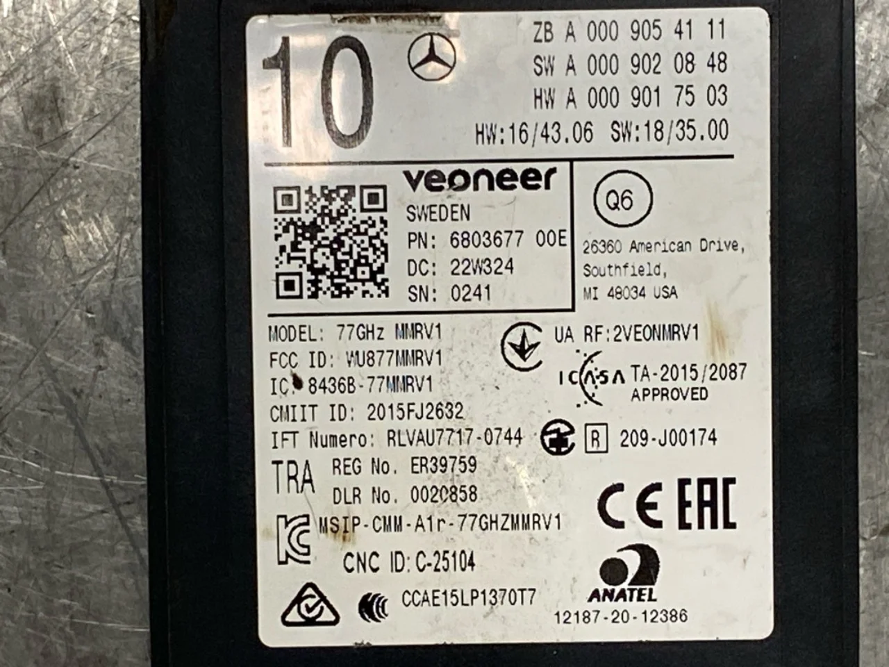 Mercedes EQA H243 2021- Adaptive cruise control sensor view 3