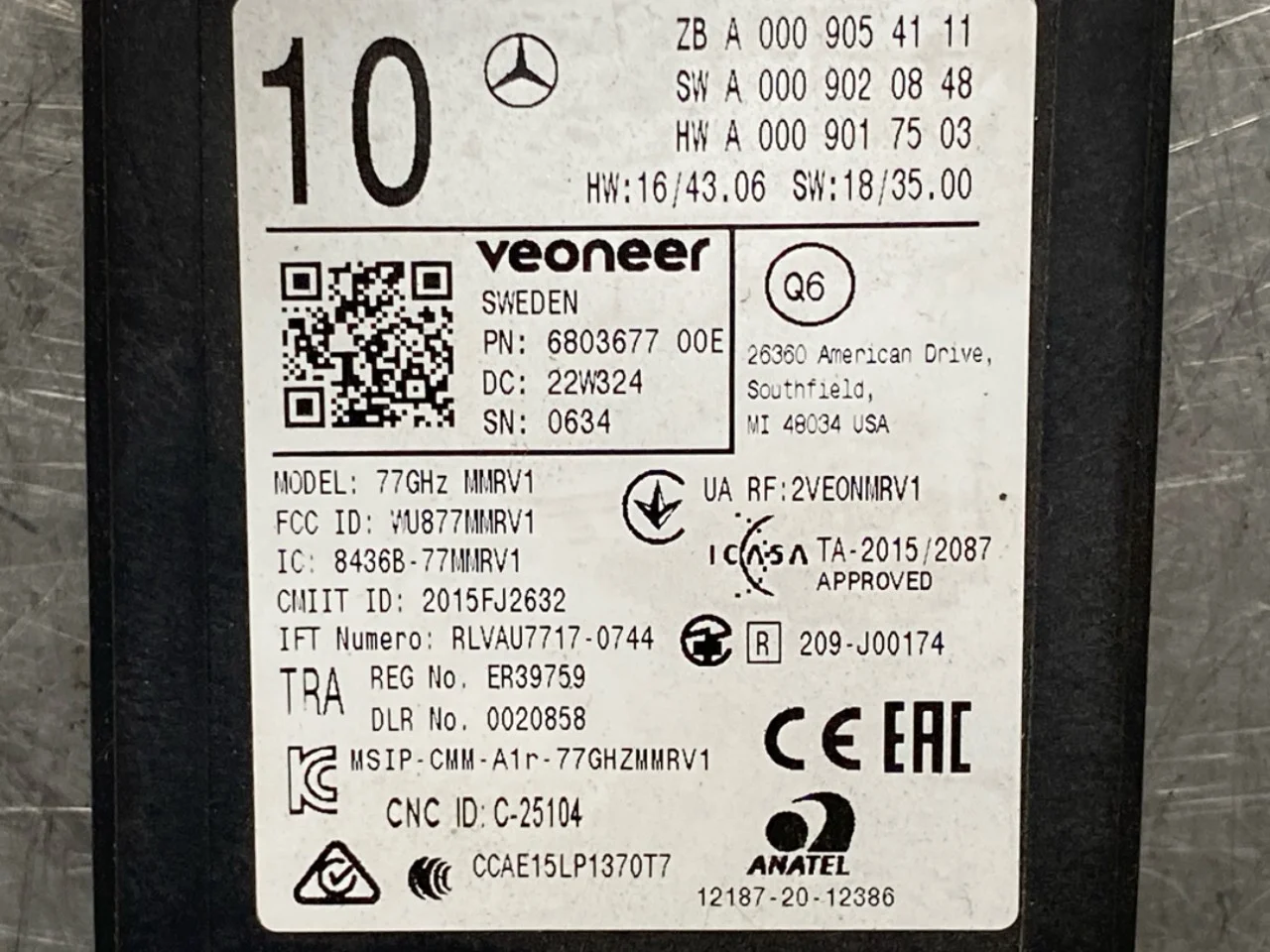 Mercedes EQA H243 2021- Adaptive cruise control sensor view 3