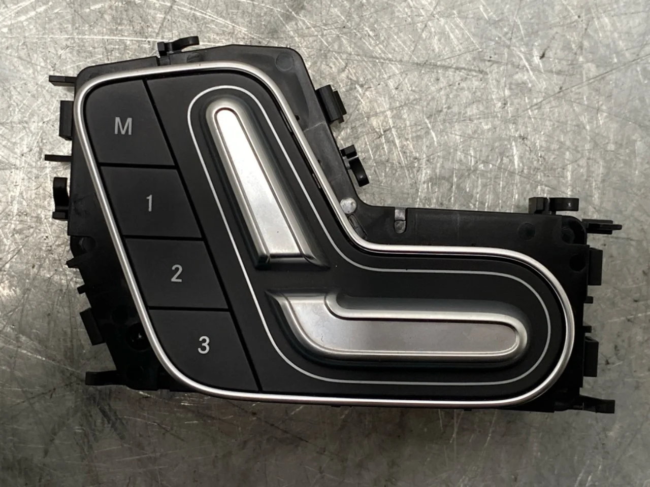 Mercedes EQA H243 2021- Alte comutatoare