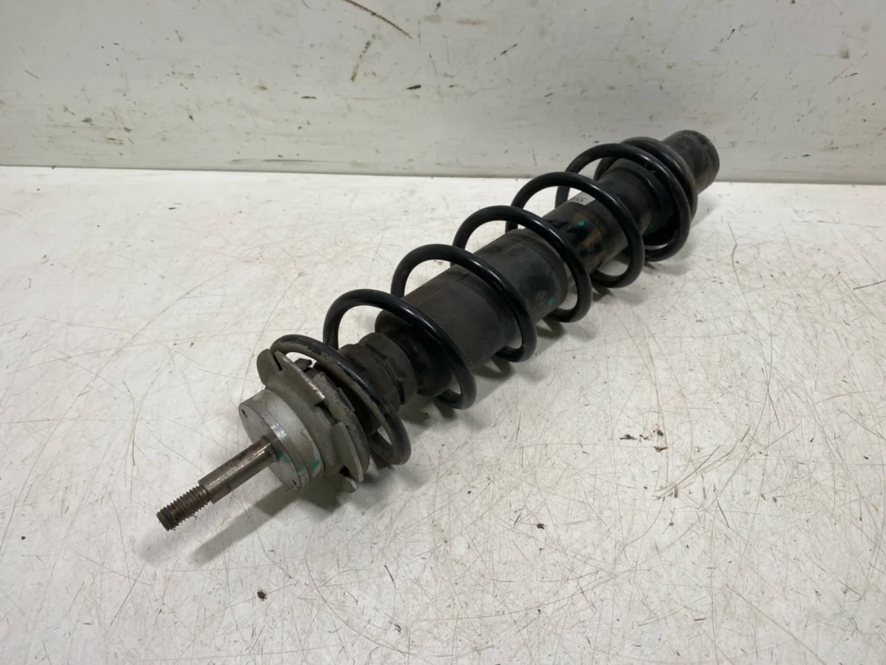 Renault TWIZY Amortizor tip McPherson, spate dreapta vedere 3
