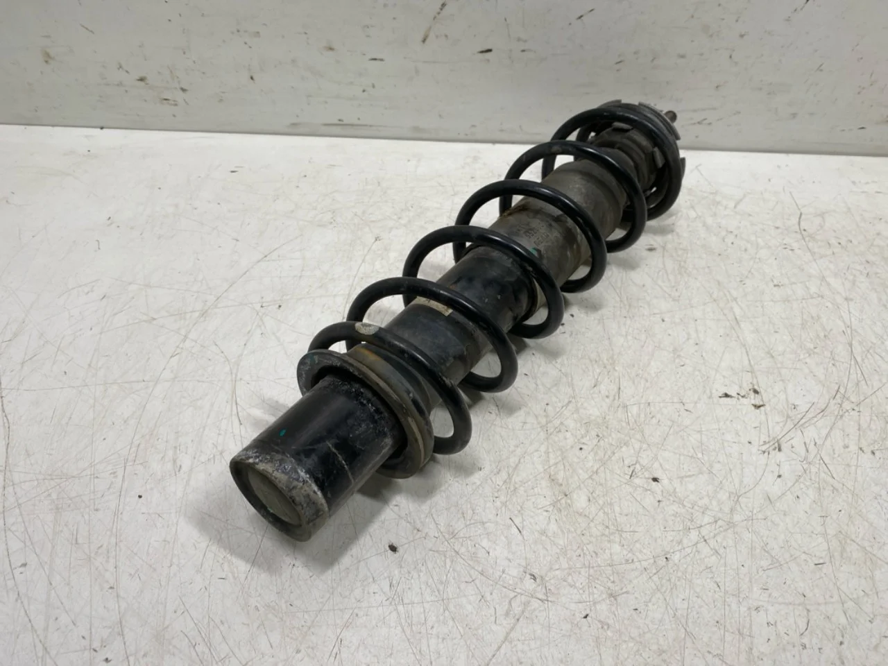 Renault TWIZY Amortizor tip McPherson, spate stânga vedere 3