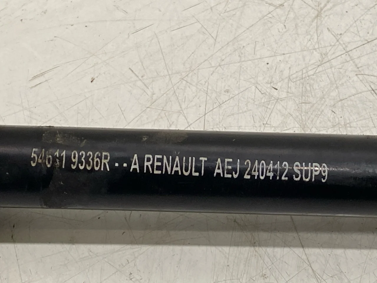 Renault TWIZY Front stabilizer bar view 4