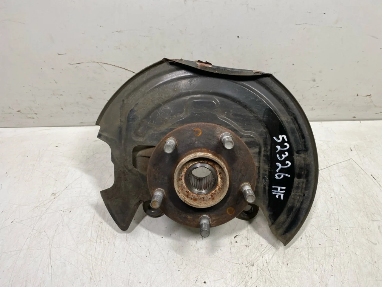 Nissan LEAF 2011-17 Front right steering knuckle