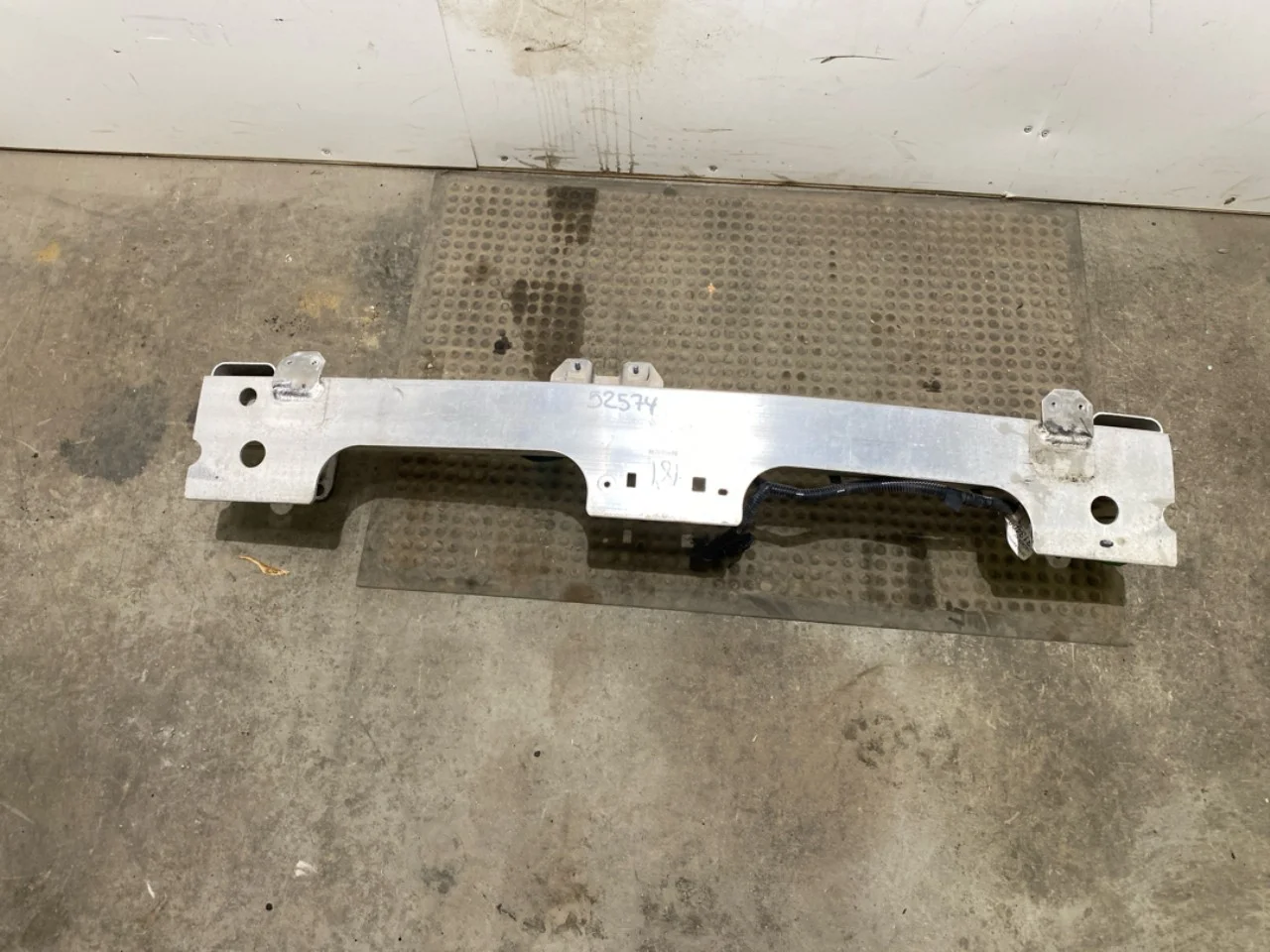Peugeot 2008/E-2008 2020-> Bumper reinforcement beam, front