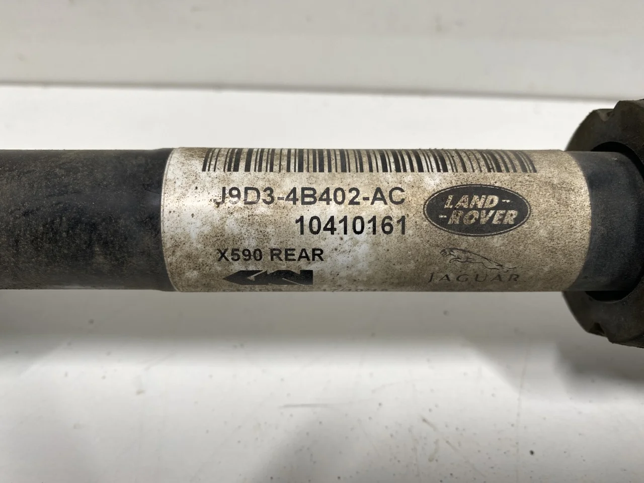 Jaguar I-PACE 2018- Rear right driveshaft view 4
