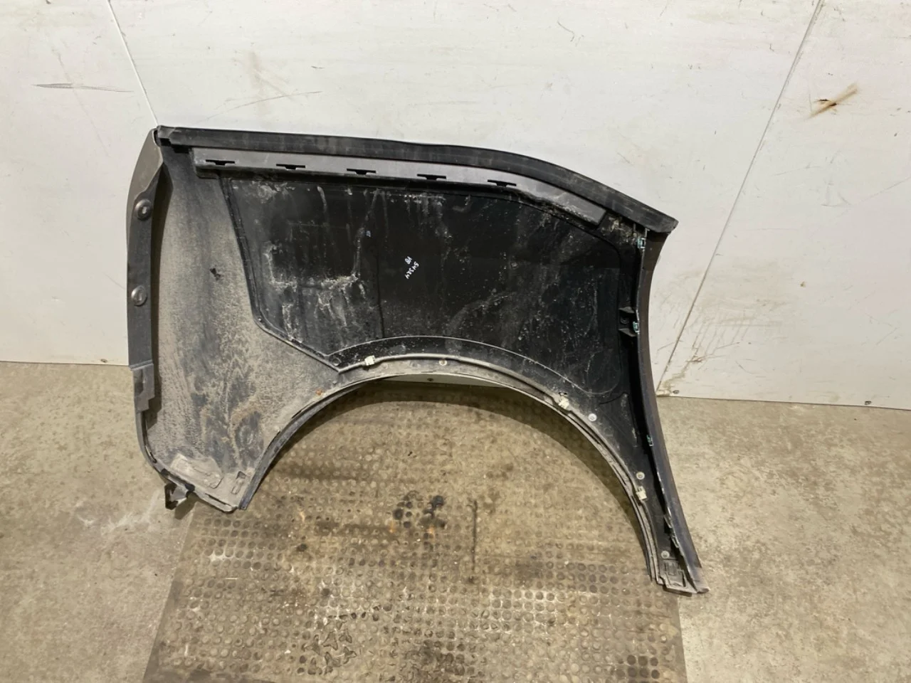 BMW I3 I01 2013-22 Rear fender, left view 4