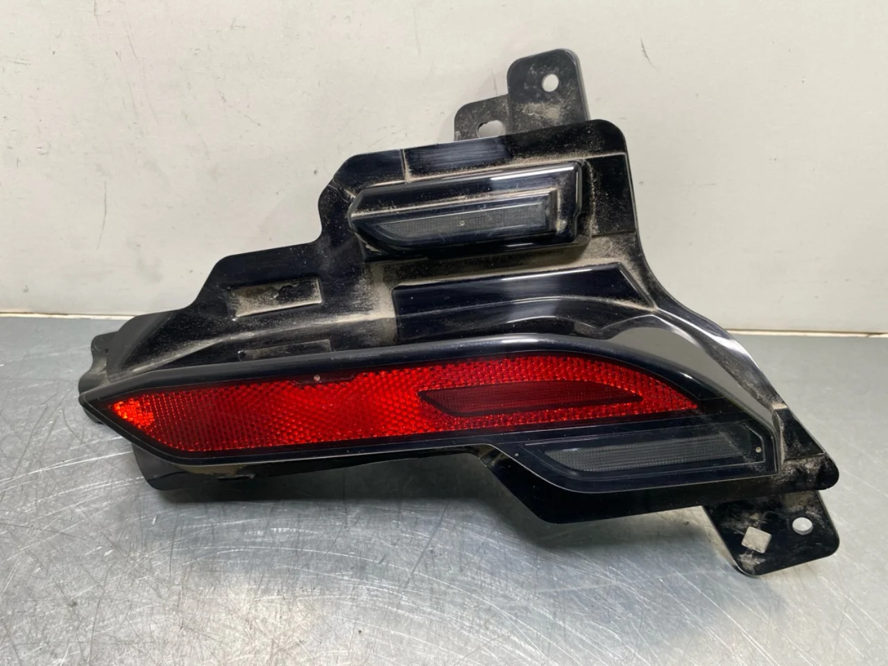 Tesla MODEL Y 2021- Lampă spate dreapta