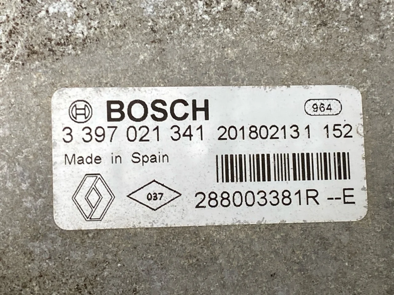 Renault ZOE/E- TECH 2013--> Ablaktörlő áttétel, szélvédő nézet 3