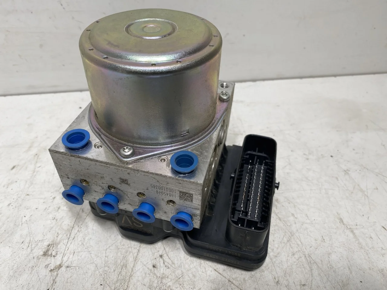 Toyota BZ4X EA10 2022- ABS hidraulika egység (tömb)